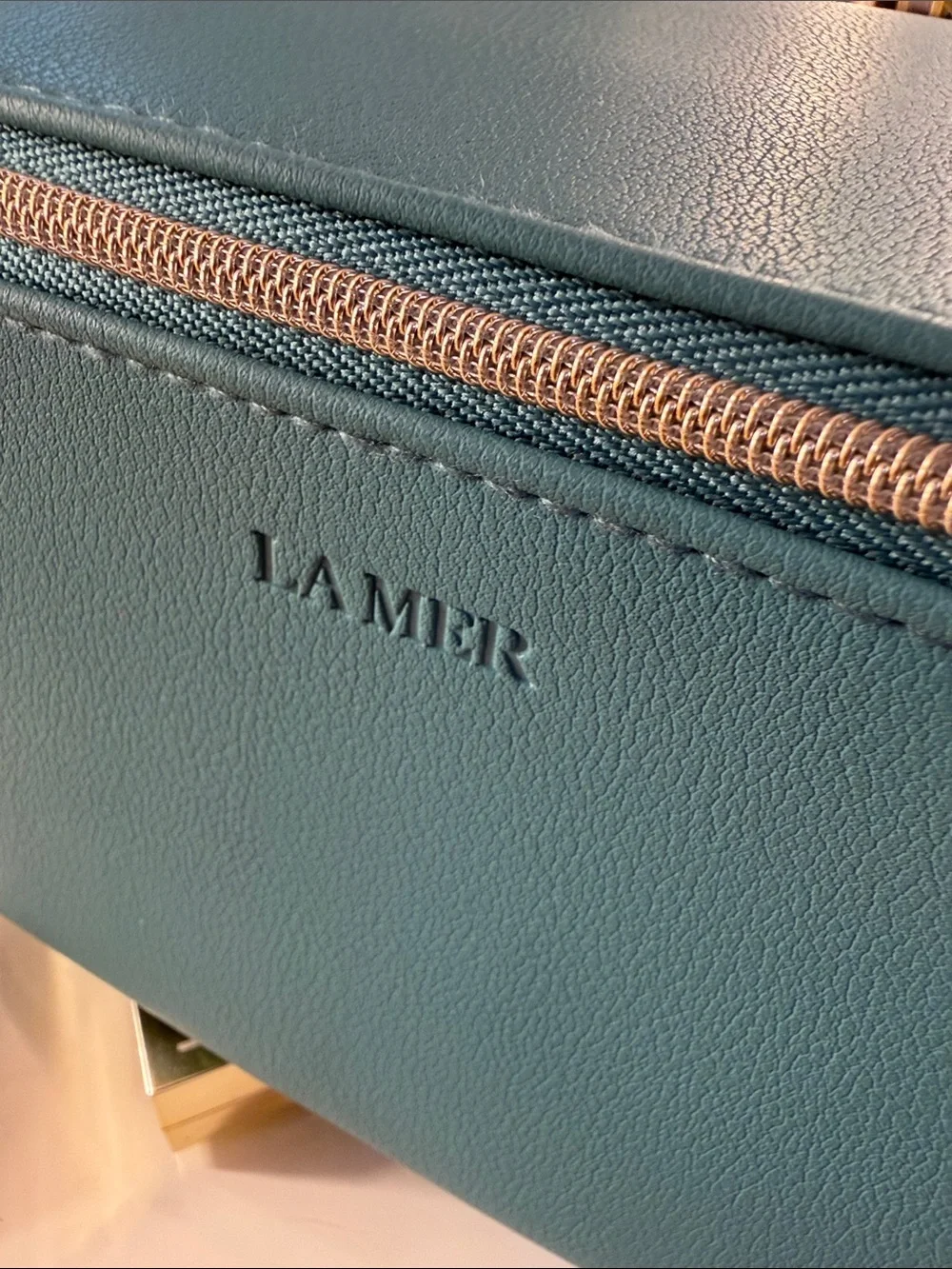 La Mer Teal Leather Zip Cosmetic Case